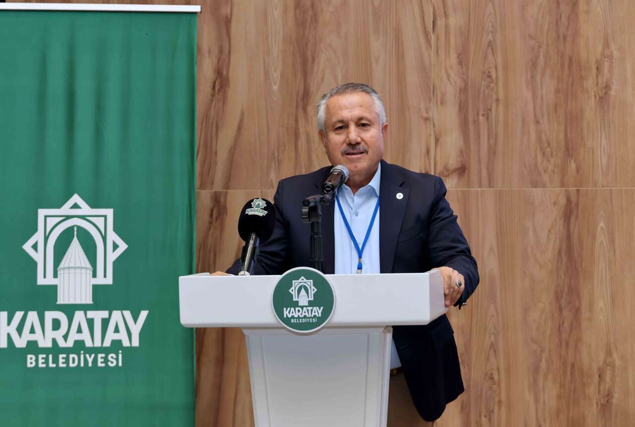 Konya şiire doydu! Farklı ülkelerden şairler Mevlana’nın şehrinde 5